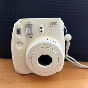 Fujifilm Instax polorid camera